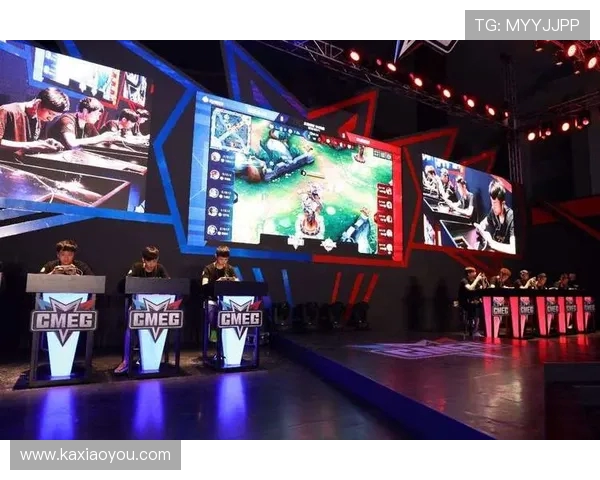 《电竞比赛激烈对决引领潮流 全新赛季掀起全球电竞热潮》