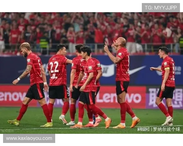 中超精彩对决申花迎战重庆全力争胜展现球队实力与激情